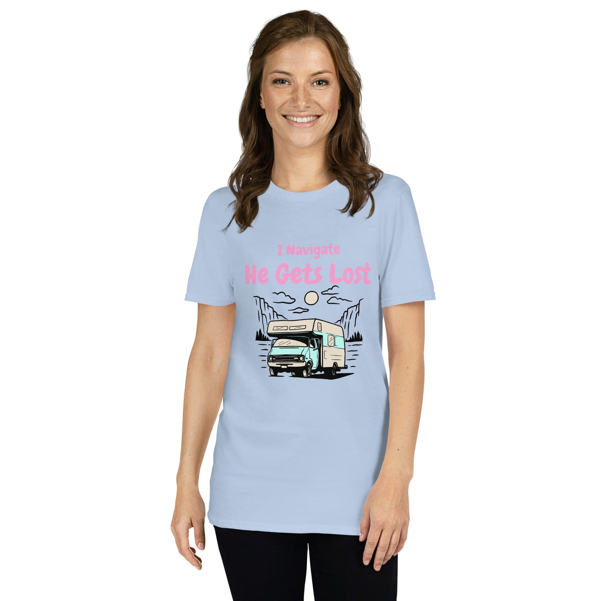 TeBar-design T-SHIRT Vanlife T-Shirt voor Vrouwen - I Navigate, He Gets Lost 1040349_494 Vanlife T-Shirt Vrouwen | I Navigate, He Gets Lost